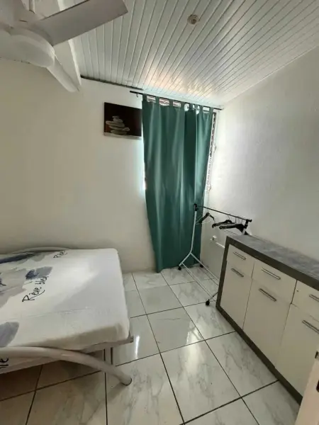 Appartement avec piscine privée à Rivière-Pilote, 3 chambres, 6 pers. : photo 13