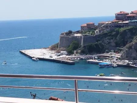 Location appartement à Ulcinj, Appartement cosy à Ulcinj avec vue sur la mer - 40 m²
