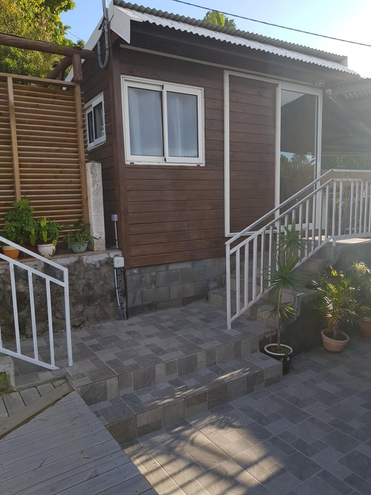 Appartement vue mer avec piscine à L'Étang-Salé - Photo 2