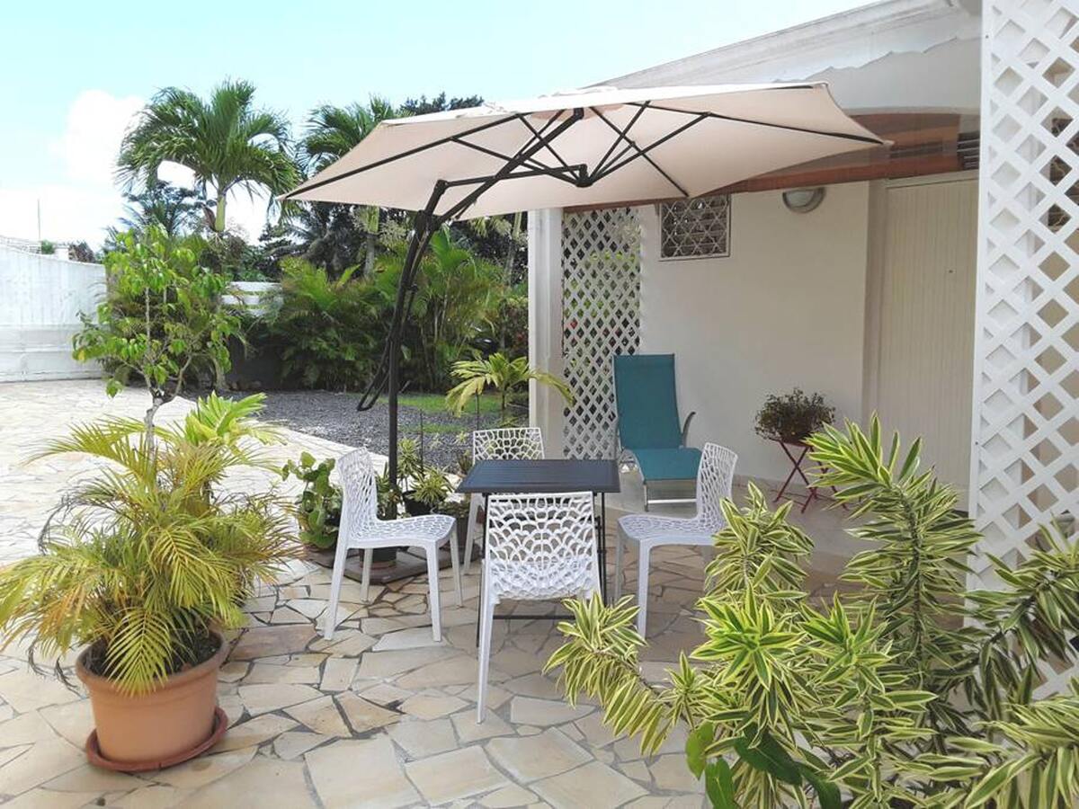 Appartement 50 m² Sainte Rose, piscine toute l'année - Photo 8