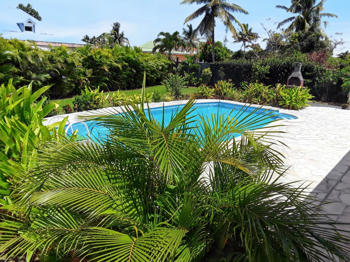 Appartement 50 m² Sainte Rose, piscine toute l'année - Photo 9