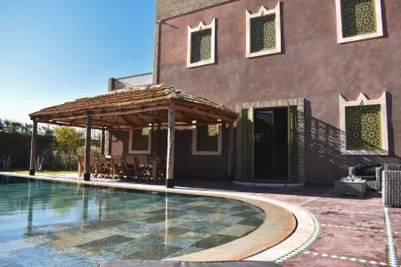 Villa 448 m² avec piscine privée et vue montagne à Marrakech : photo 3