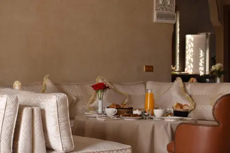 Villa 448 m² avec piscine privée et vue montagne à Marrakech : photo 10