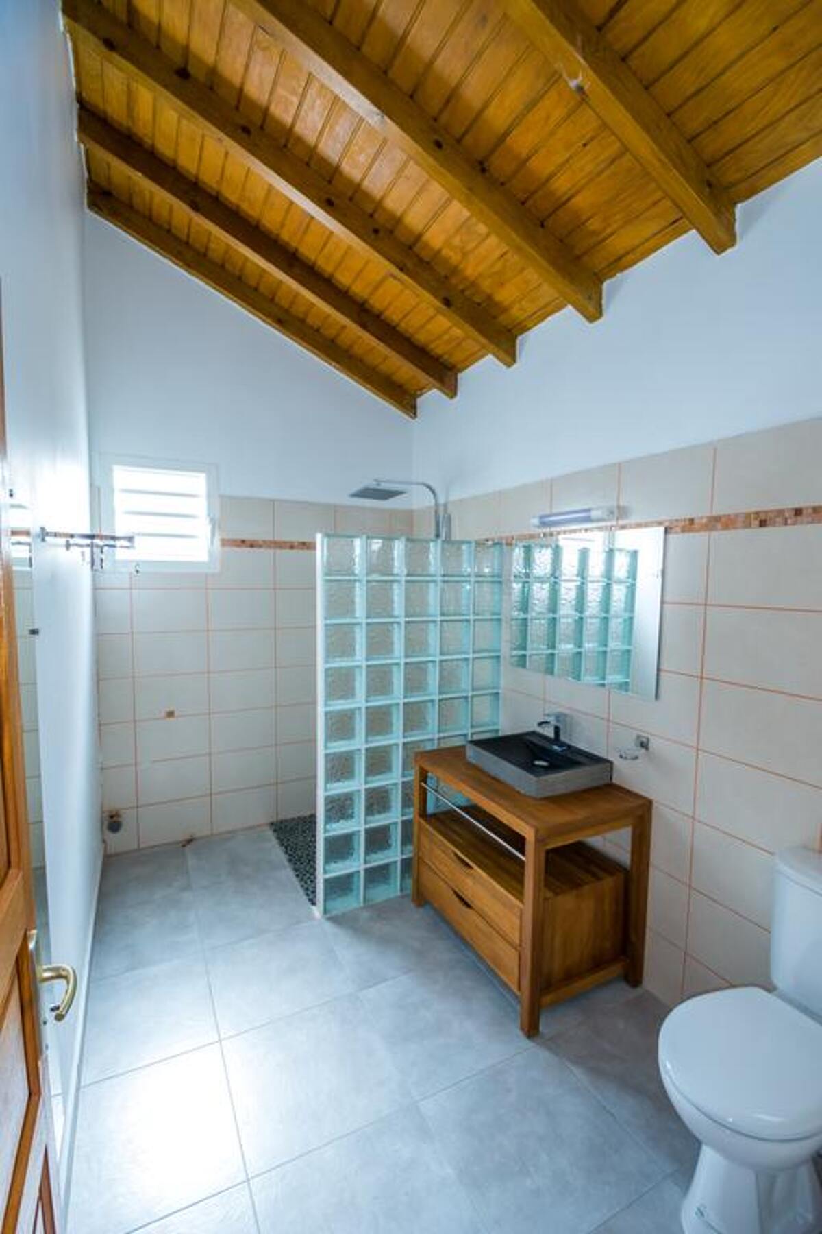 Maison 43 m² piscine & jacuzzi à Anse-Bertrand - Photo 13