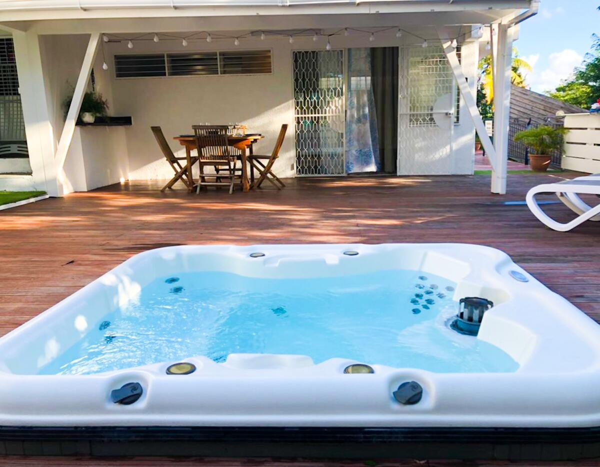 Maison avec jacuzzi privé et jardin clos aux Trois-Îlets - Photo 4