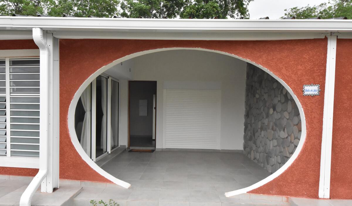 Maison 114 m² Sainte-Anne, jacuzzi et sauna privés - Photo 3