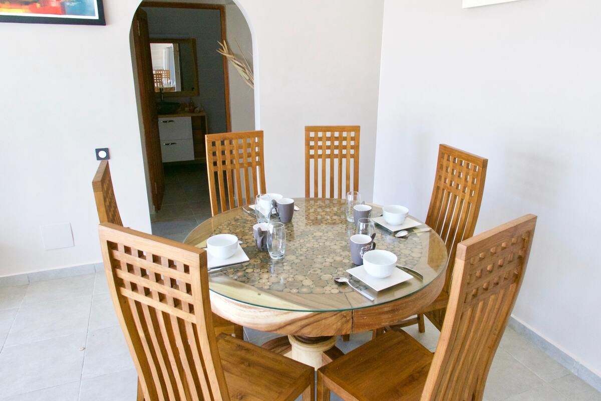 Maison 114 m² Sainte-Anne, jacuzzi et sauna privés - Photo 9