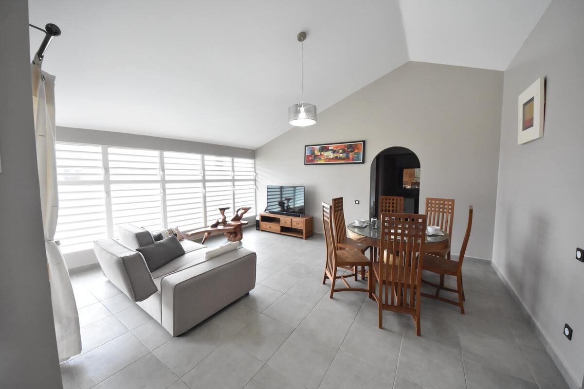 Maison 114 m² Sainte-Anne, jacuzzi et sauna privés - Photo 10