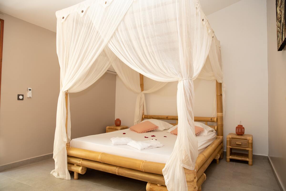 Maison 114 m² Sainte-Anne, jacuzzi et sauna privés - Photo 17