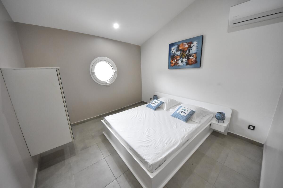 Maison 114 m² Sainte-Anne, jacuzzi et sauna privés - Photo 23