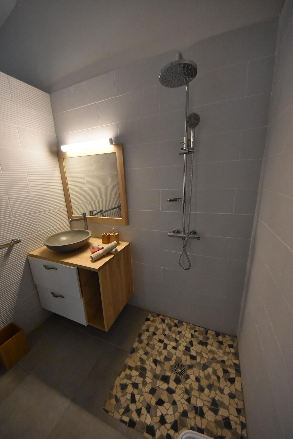 Maison 114 m² Sainte-Anne, jacuzzi et sauna privés - Photo 25