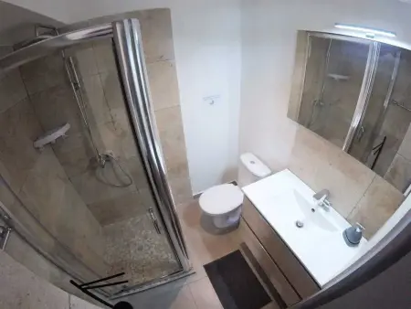 Maison vue mer à La Trinité, piscine partagée, 2 chambres : photo 13