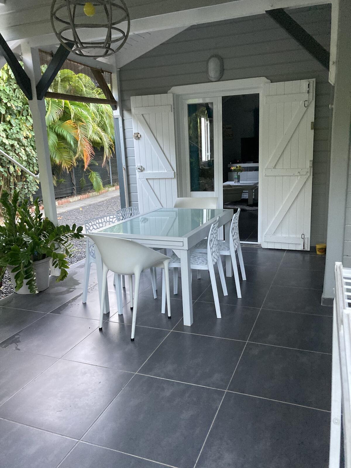 Maison 2 chambres avec jacuzzi et jardin à Saint-François - Photo 1