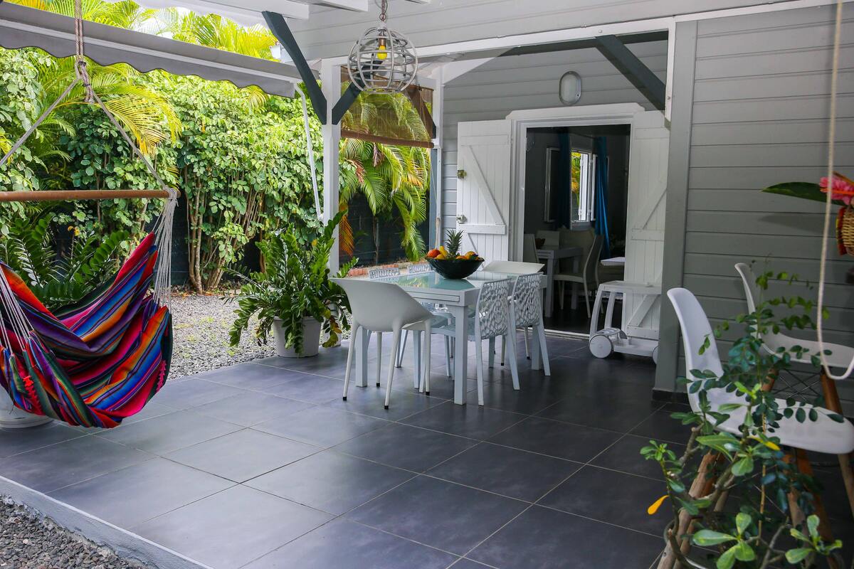 Maison 2 chambres avec jacuzzi et jardin à Saint-François - Photo 7