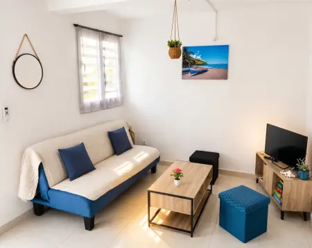 Maison avec terrasse et vue montagne à Rivière-Pilote, Martinique : photo 2