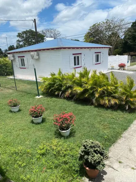 Villa Saint-François avec piscine privée et jacuzzi, 4 personnes : photo 3