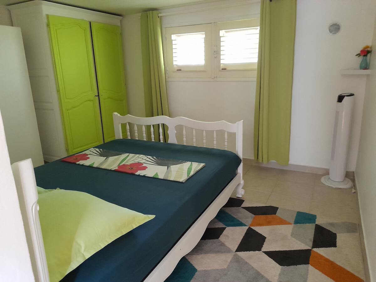 Appartement 70 m² avec terrasse barbecue à Sainte-Rose - Photo 3