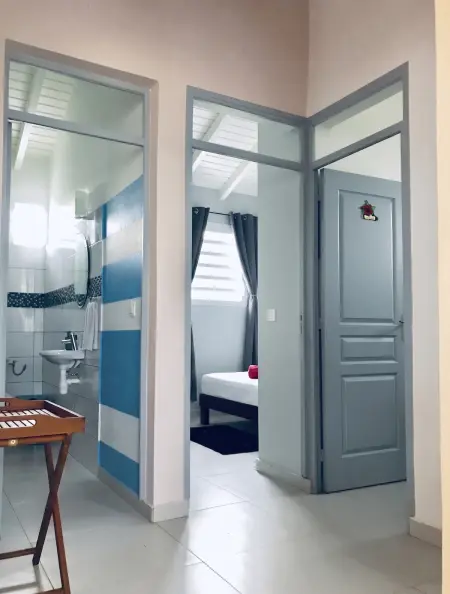 Maison avec vue mer, jacuzzi et jardin clôturé à Petit-Canal : photo 22