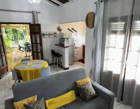 Bungalow avec piscine privée et vue mer à Deshaies, Guadeloupe : photo 8