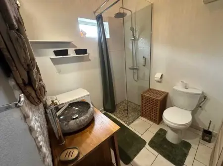 Bungalow avec piscine privée et vue mer à Deshaies, Guadeloupe : photo 11