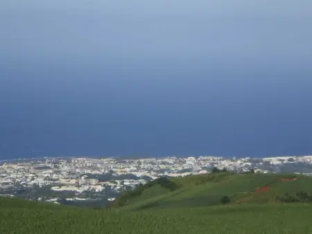 Appartement 2 chambres avec vue mer et montagne au Tampon : photo 21