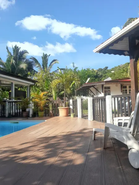 Bungalow avec piscine partagée au Robert, Martinique : photo 3