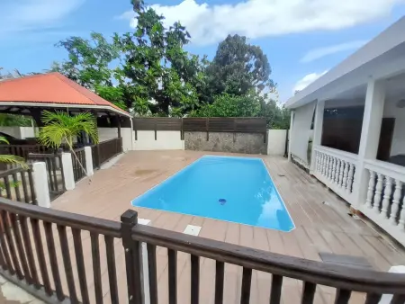 Bungalow avec piscine partagée au Robert, Martinique : photo 5