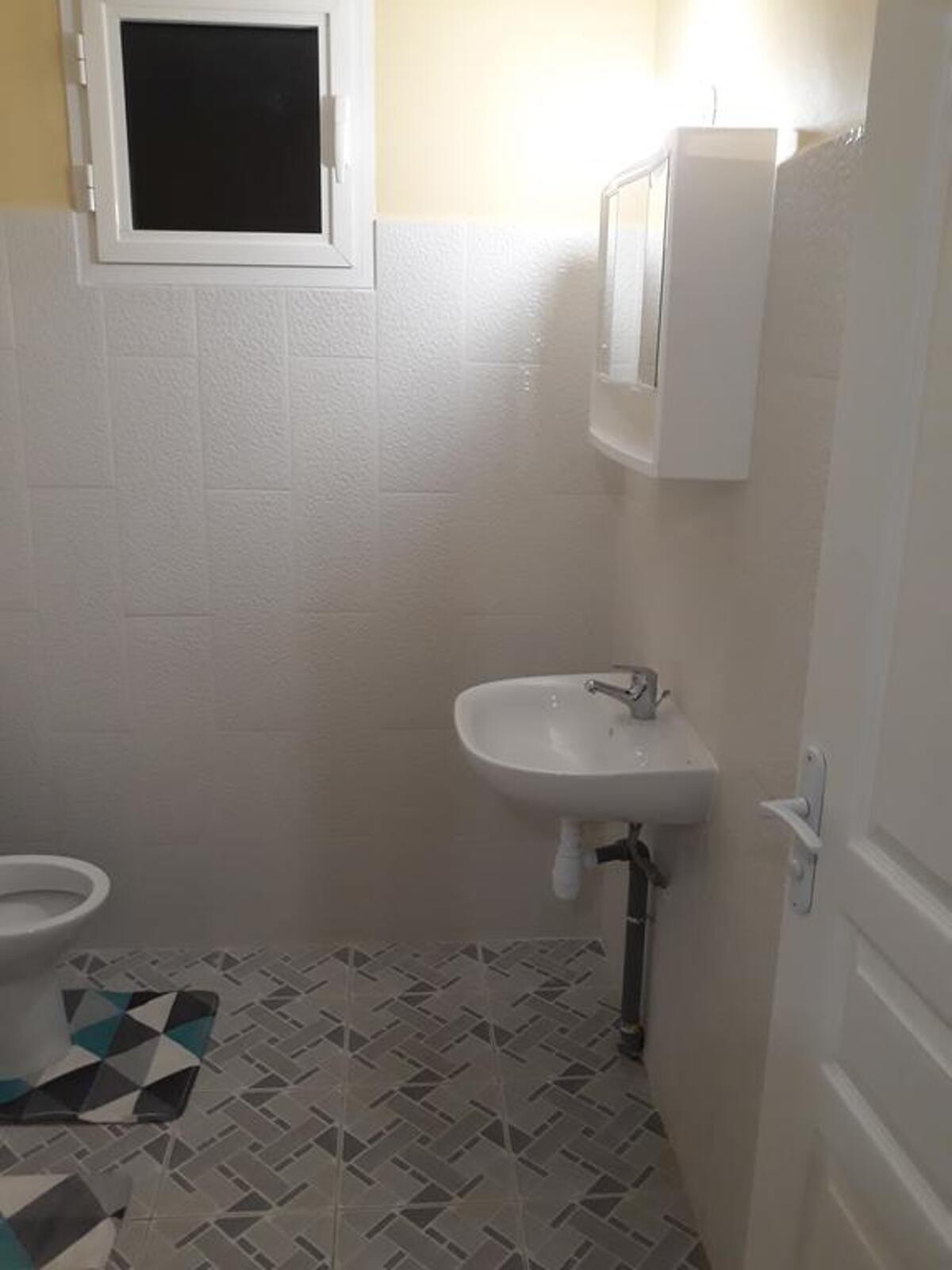 Appartement 130 m² piscine et jacuzzi au Gosier - Photo 9