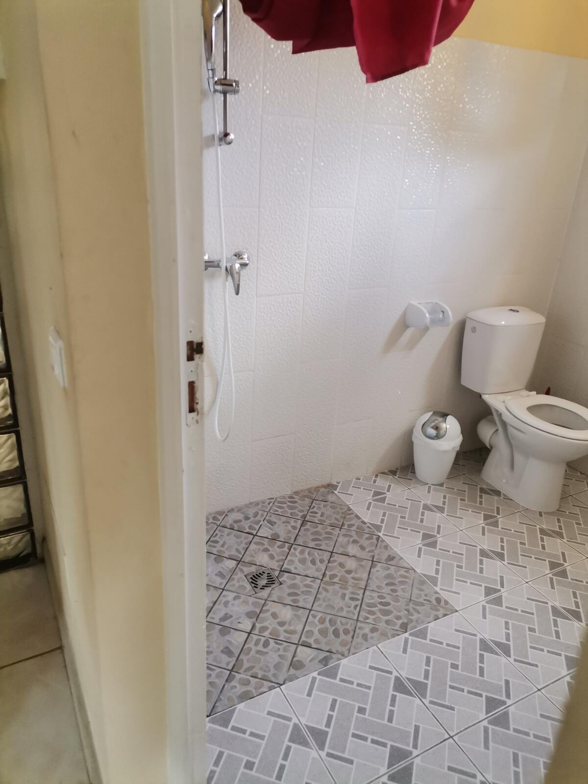Appartement 130 m² piscine et jacuzzi au Gosier - Photo 21