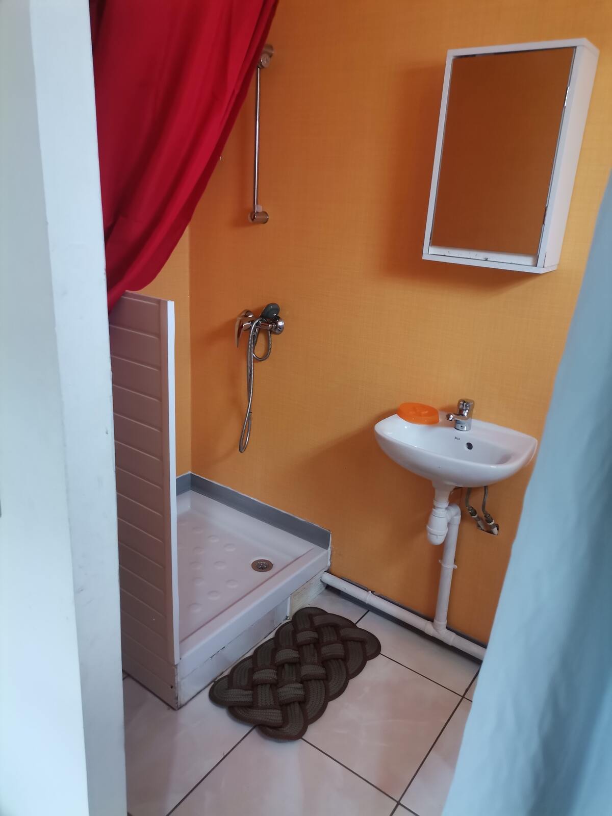 Appartement 130 m² piscine et jacuzzi au Gosier - Photo 22
