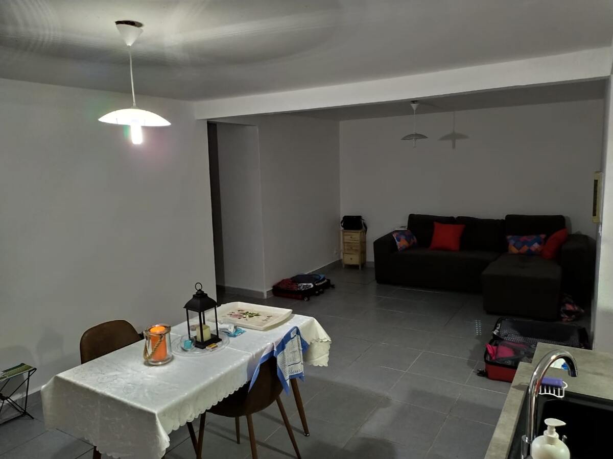 Maison 90m² Sainte-Rose, piscine & vue montagnes - Photo 12