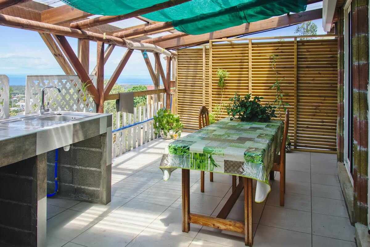 Studio 25 m² avec jardin, vue mer et montagnes - Photo 6