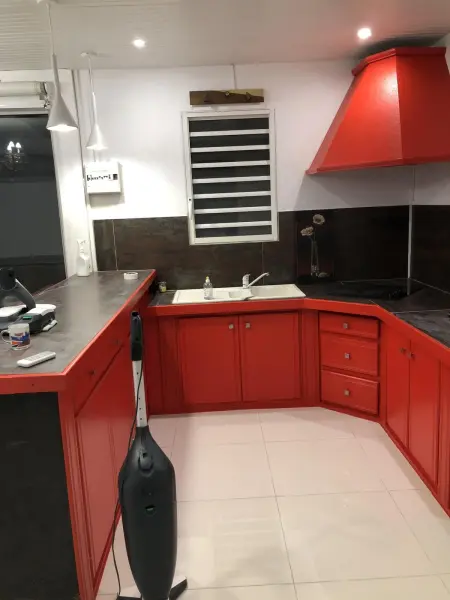 Location maison à Sainte Rose, Maison paisible à Sainte-Rose + Piscine partagée.