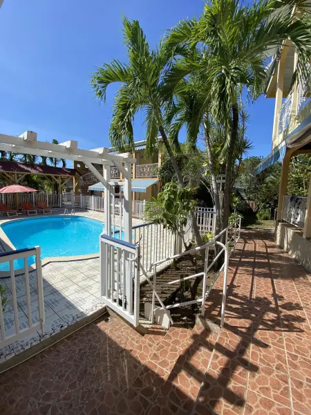 Appartement 36 m² avec piscine et jacuzzi à Pointe-Noire : photo 11