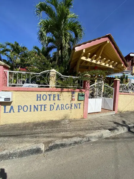 Appartement 36 m² avec piscine et jacuzzi à Pointe-Noire : photo 12