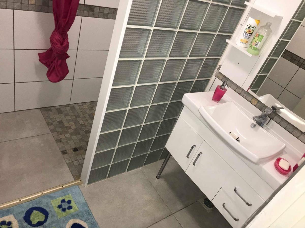 Maison avec jacuzzi à Saint-Louis, 15 min de l'aéroport - Photo 11