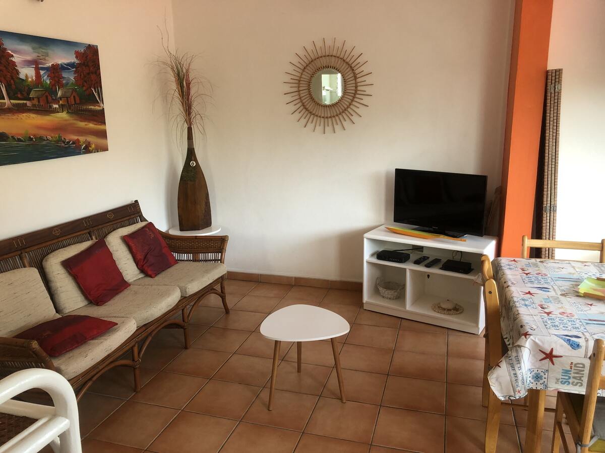 Appartement 45 m² à Sainte-Anne, 2 chambres et parking - Photo 4