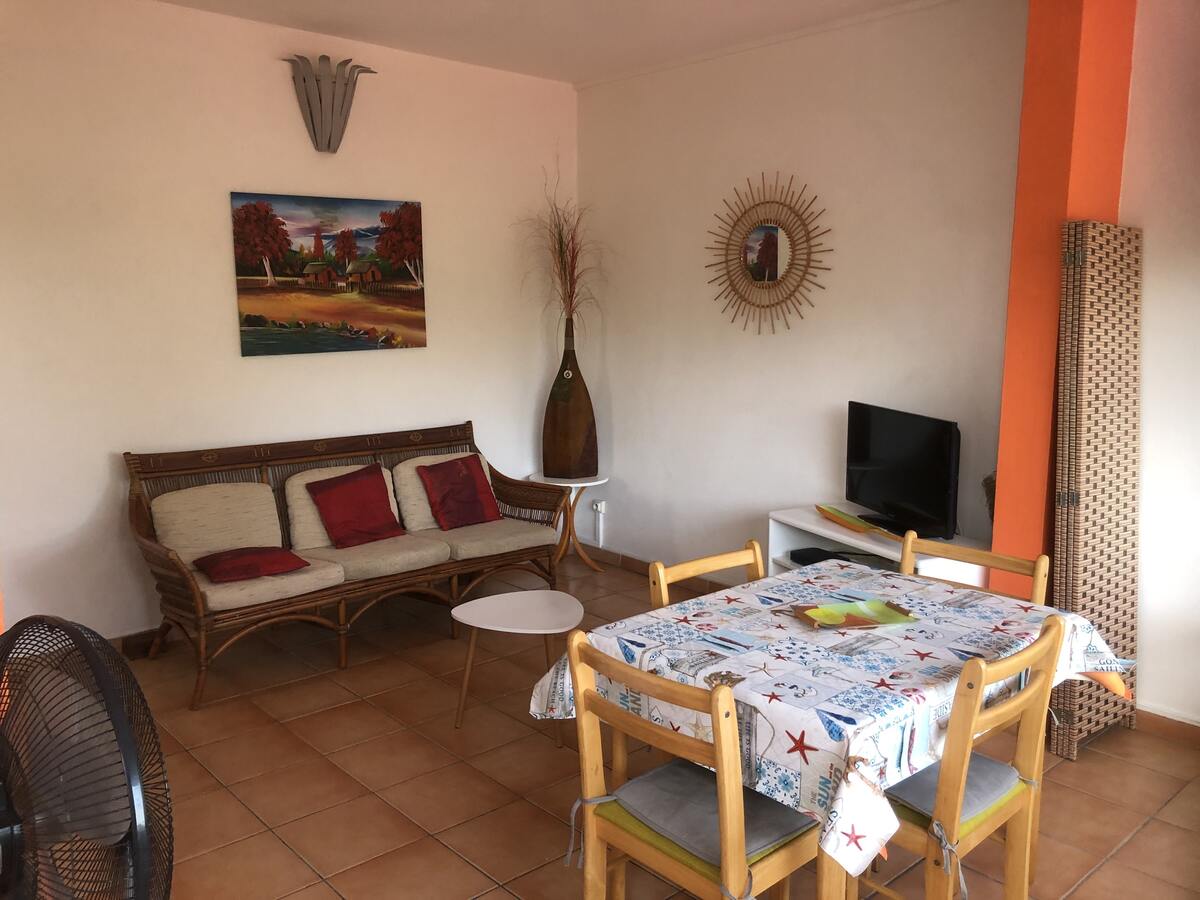 Appartement 45 m² à Sainte-Anne, 2 chambres et parking - Photo 5