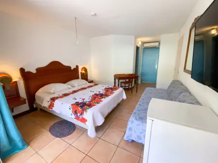 Studio confortable à Sainte-Anne 25 m² avec balcon : photo 2