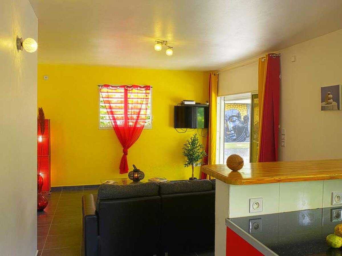 Appartement 80 m² avec piscine et jacuzzi à Lamentin - Photo 8