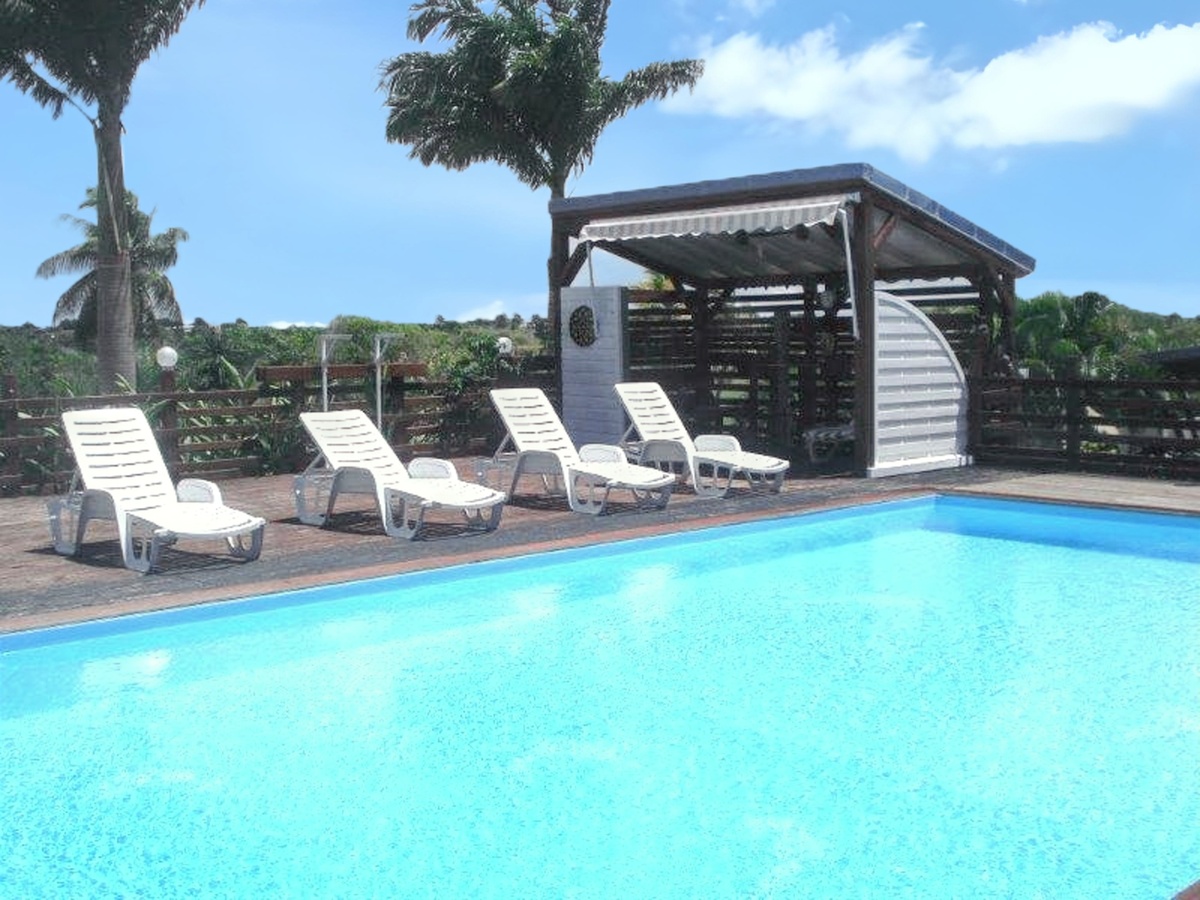 Maison avec piscine partagée et jardin clôturé à Sainte-Anne - Photo 1