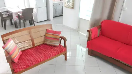 Maison charmante à Sainte Anne avec piscine partagée - Photo 12