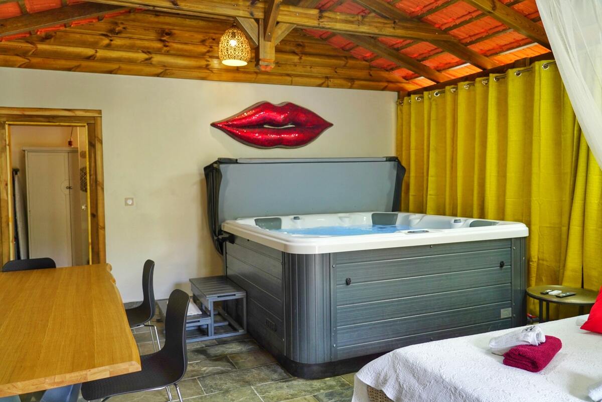 Maison 1 chambre piscine et jacuzzi à Fort-de-France - Photo 7