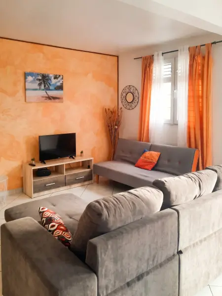 Appartement avec vue mer, jacuzzi et jardin à Gros-Morne : photo 5
