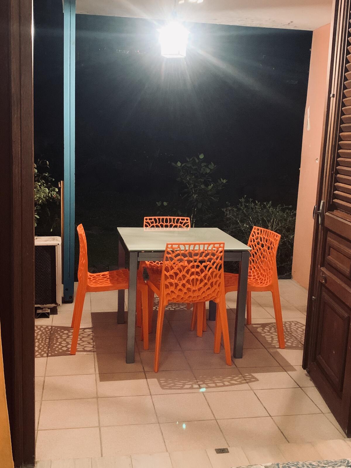 Studio 18 m² à Sainte-Anne avec piscine et terrasse - Photo 11