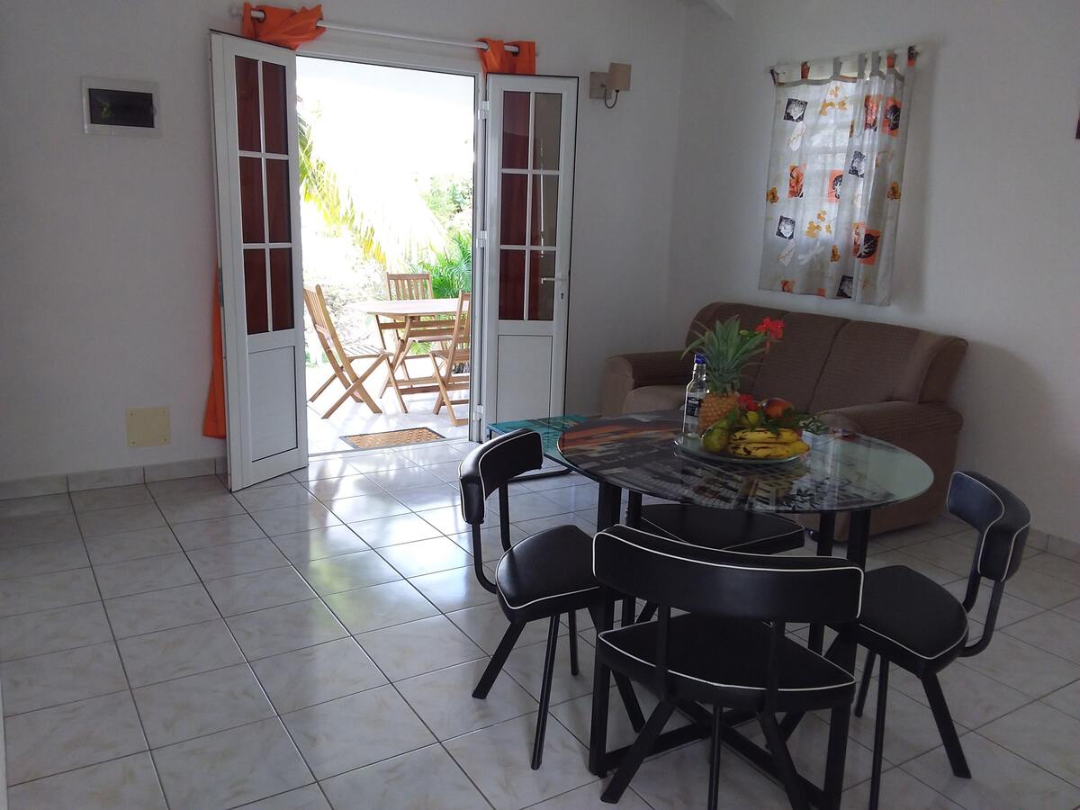 Maison 5 pers. avec piscine toute l'année au Moule - Photo 10