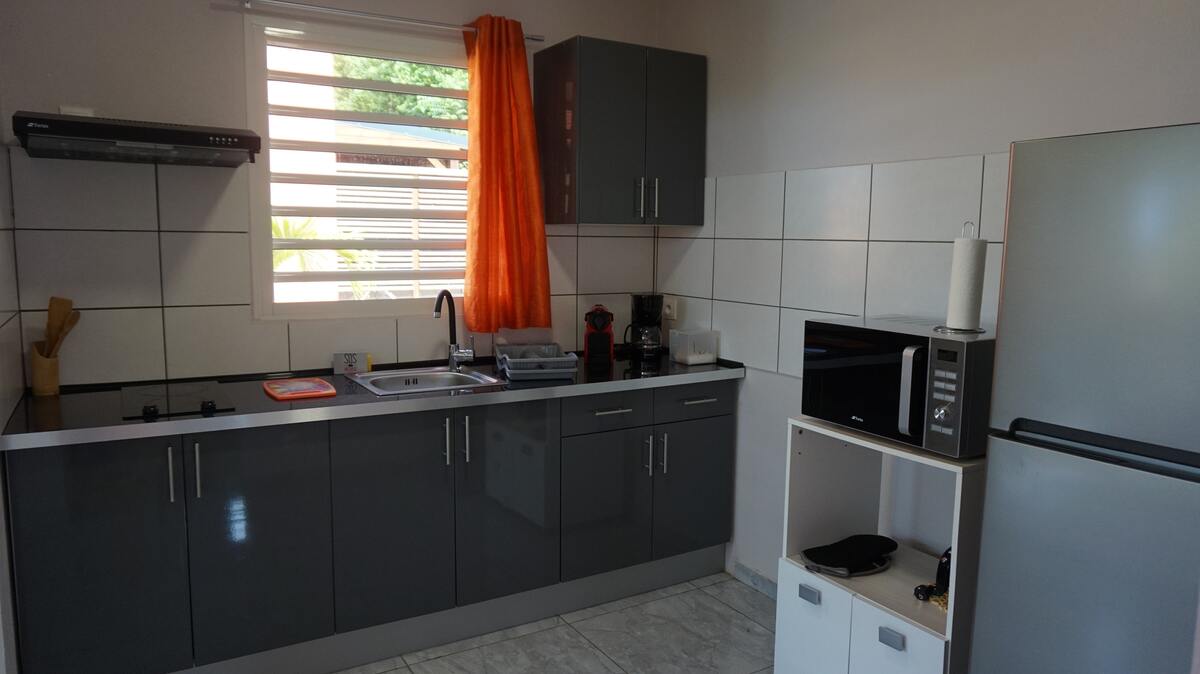 Appartement 46 m² à Deshaies, piscine et jacuzzi - Photo 4