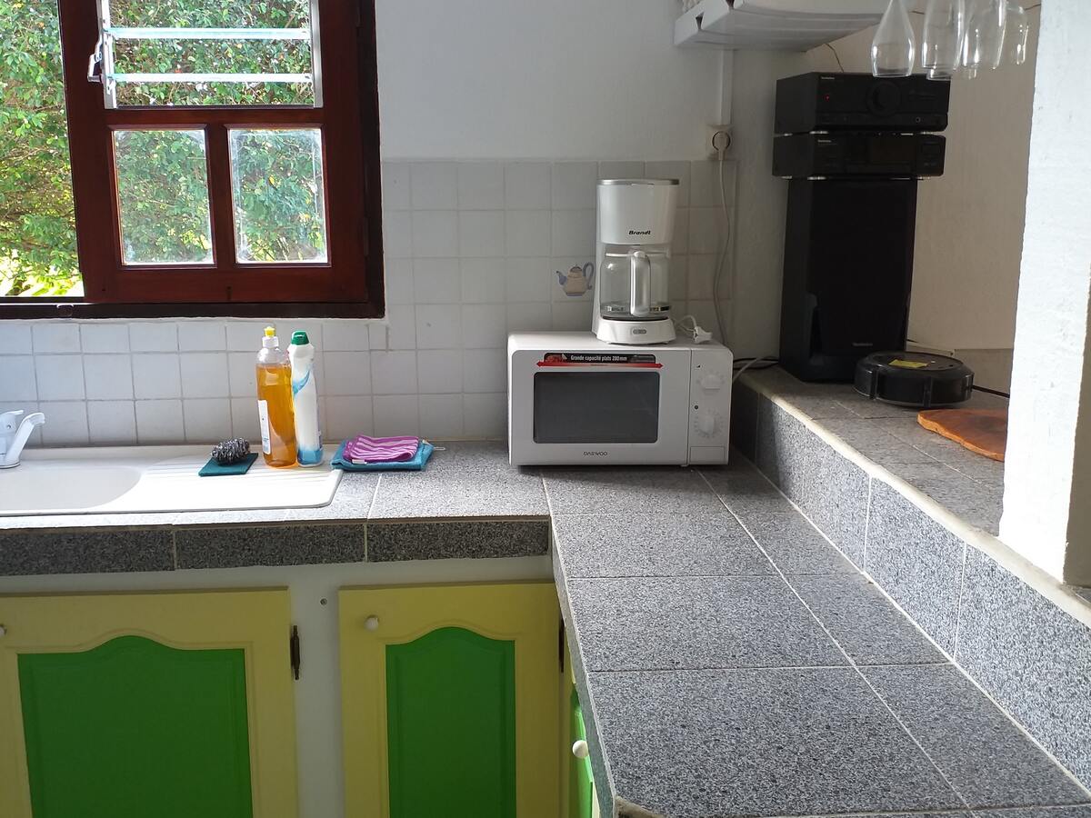 Appartement avec jardin privé et barbecue à Morne-À-l'Eau - Photo 8