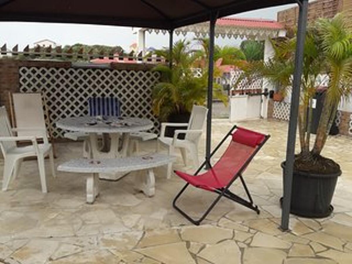 Maison avec terrasse et barbecue, 2 chambres, Sainte-Anne - Photo 3