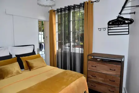 Location appartement à Le Gosier, Appartement charmant au Gosier avec terrasse de 32 m²